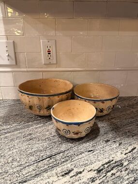 Set of 3 1950s Vintage Mexican Glazed Earthenware Serving Bowls
